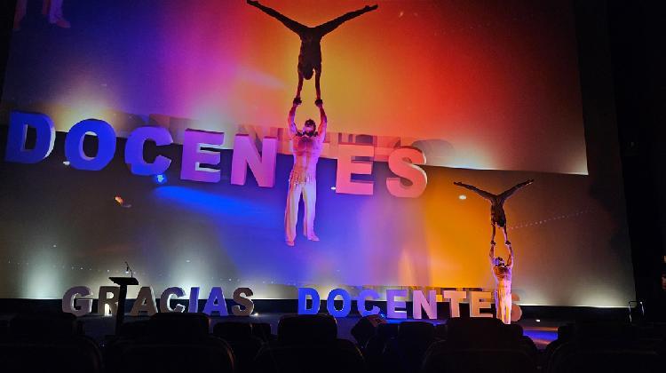 gala_gracias_docentes_2025